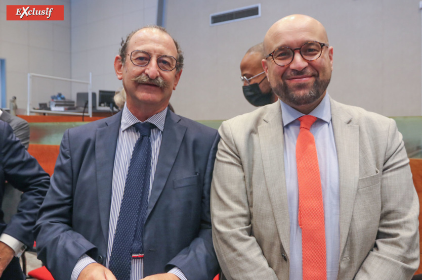 Joaqin Cester, directeur régional des Finances Publiques, et Ottman Zaïr, directeur de cabinet du Préfet de La Réunion