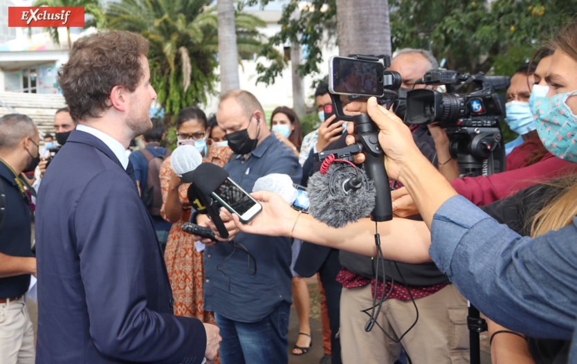 Rentrée des étudiant.e.s étranger.e.s avec le Secrétaire d'Etat Clément Beaune Rentrée des étudiant.e.s étranger.e.s avec le Secrétaire d'Etat Clément Beaune