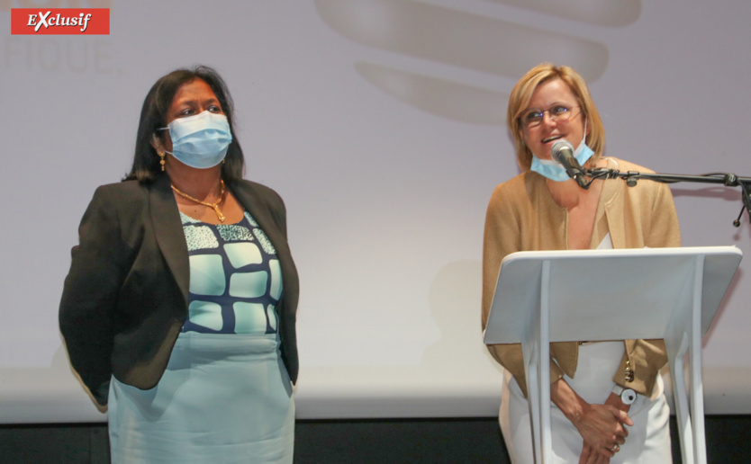 Sabrina Tionohoué, conseillère départementale déléguée à la Vie Educative, et Nathalie Damour d'EDF Réunion Sabrina Tionohoué, conseillère départementale déléguée à la Vie Educative, et Nathalie Damour d'EDF Réunion
