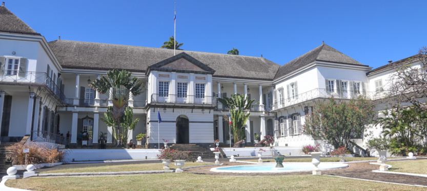 Une superbe bâtisse qui a été restaurée en 1970 Une superbe bâtisse qui a été restaurée en 1970