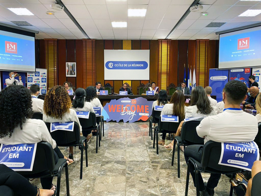 Les 32 étudiant.es étaient là pour cette rentrée Les 32 étudiant.es étaient là pour cette rentrée