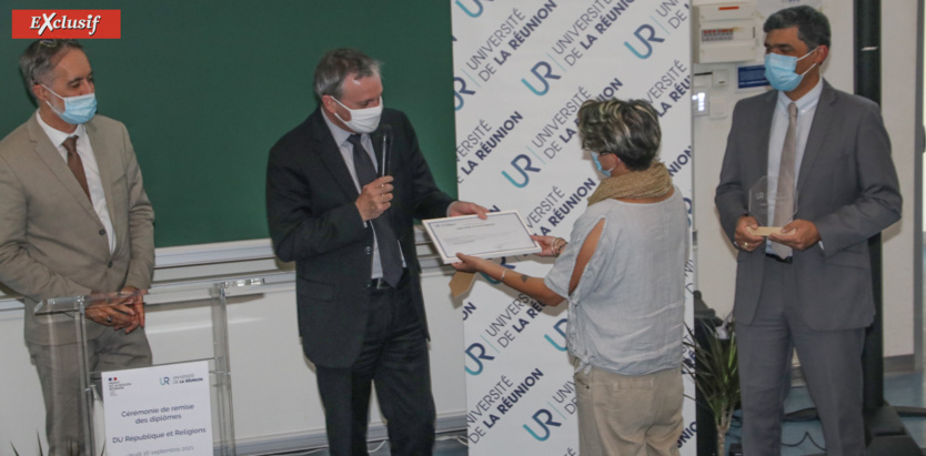 Remise de diplômes "République et religions" à l'Université de La Réunion Remise de diplômes "République et religions" à l'Université de La Réunion