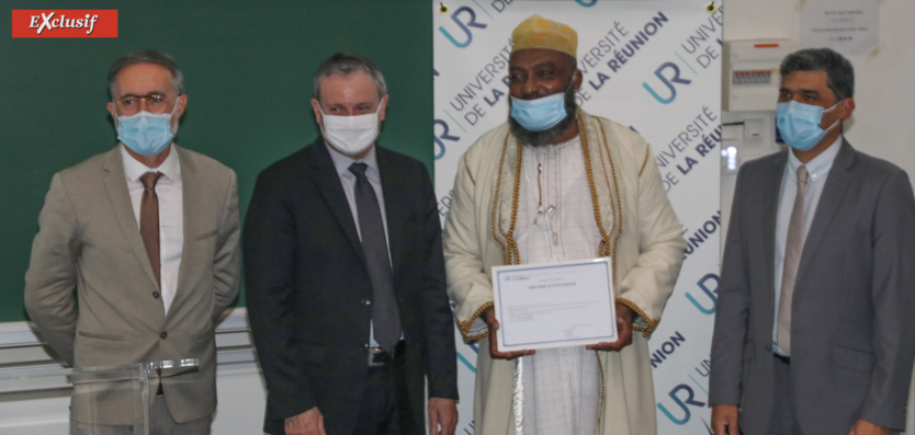 Remise de diplômes "République et religions" à l'Université de La Réunion Remise de diplômes "République et religions" à l'Université de La Réunion