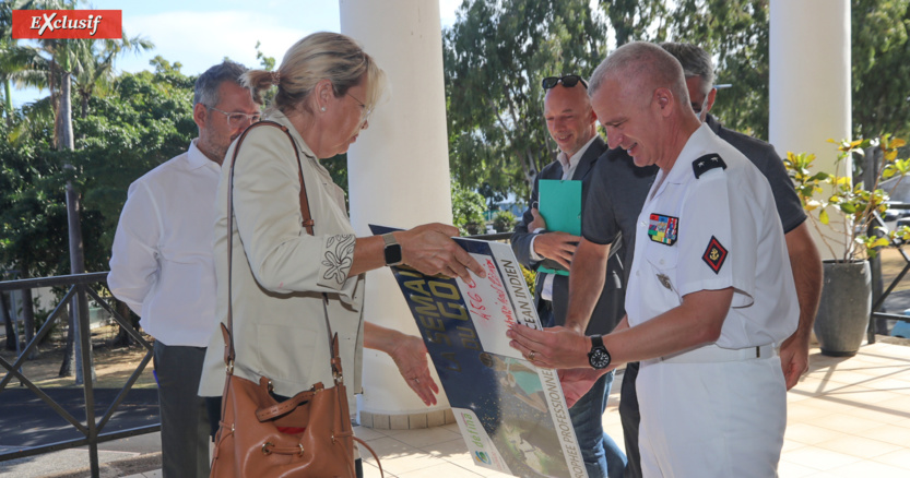 Solidarité: remise de chèque en faveur des soldats blessés ou morts en service Solidarité: remise de chèque en faveur des soldats blessés ou morts en service