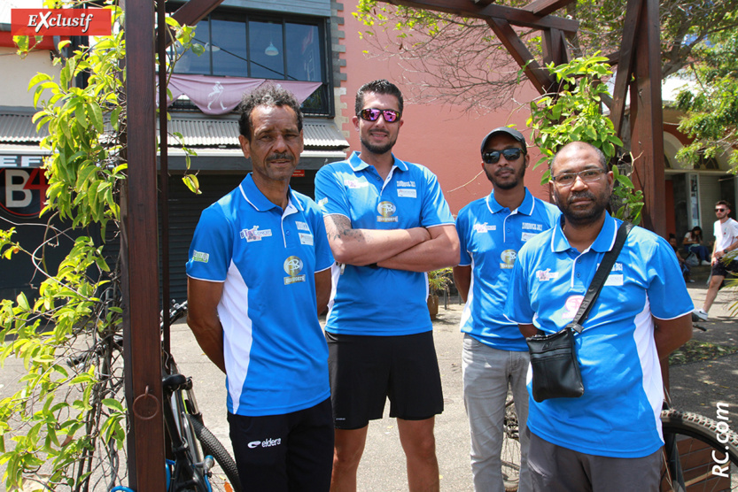 Philippe Paviel et ses dalons de l'équipe Les Experts du GPM–DLR engagés sur le Zembrocal Philippe Paviel et ses dalons de l'équipe Les Experts du GPM–DLR engagés sur le Zembrocal