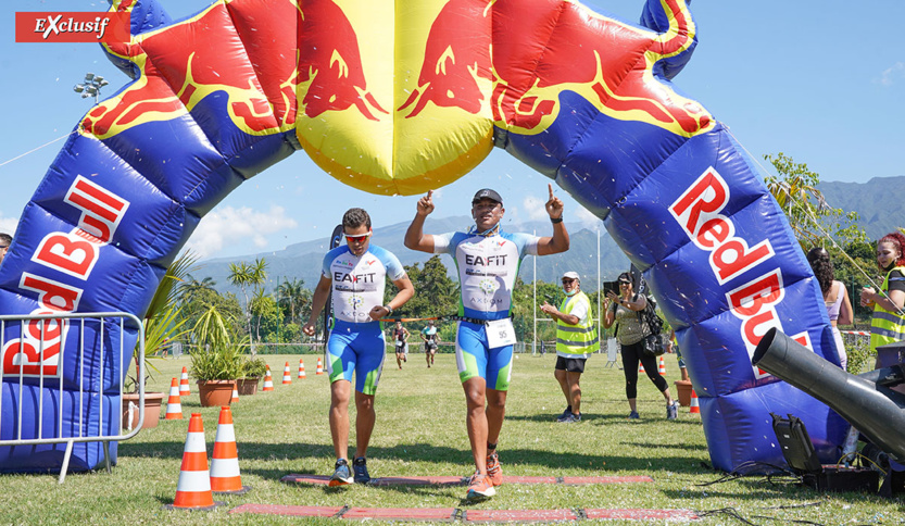 L'arrivée de Roger Prugnières et de son guide Armand Sautron L'arrivée de Roger Prugnières et de son guide Armand Sautron