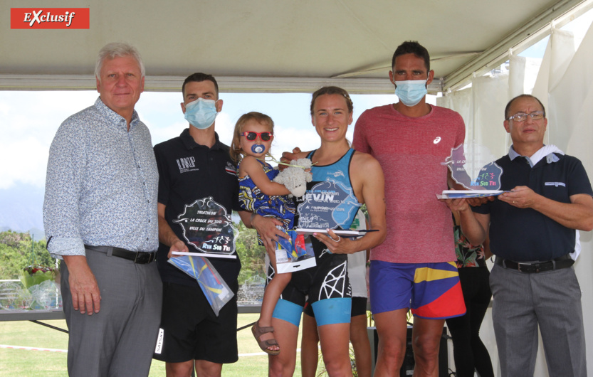 Remise des récompenses aux lauréats du jour Remise des récompenses aux lauréats du jour