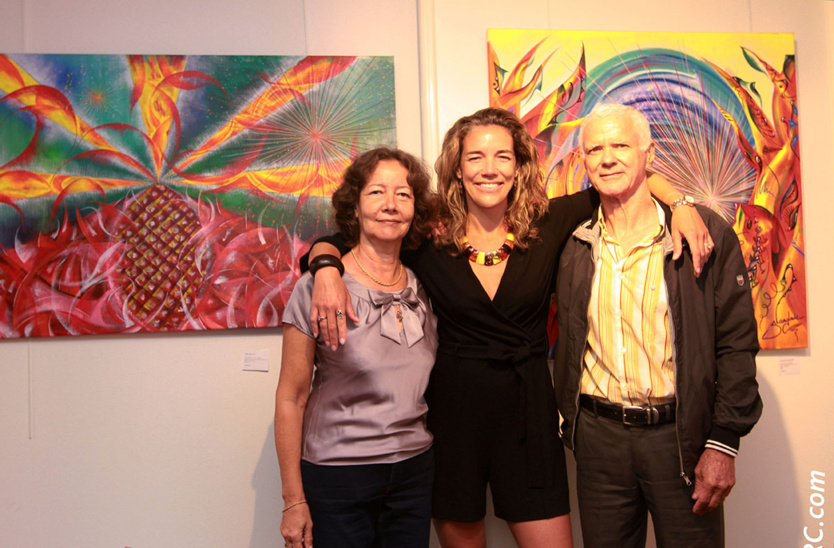 Lors du vernissage, Sandrine Langlade a accueilli plusieurs invité.e.s