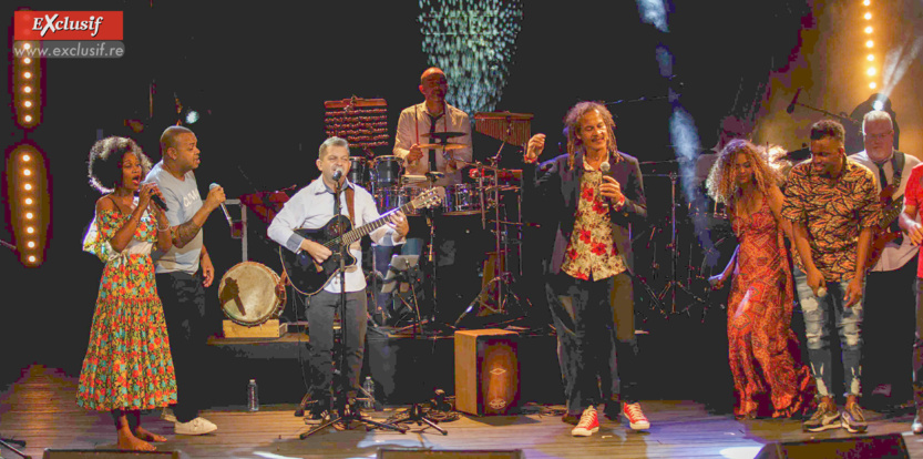 "Lambians Alice" au Teat Plein Air avant le Palais des Congrès à Paris "Lambians Alice" au Teat Plein Air avant le Palais des Congrès à Paris