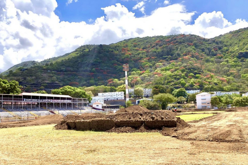 La Redoute est transformé en terrain de motocross... La Redoute est transformé en terrain de motocross...