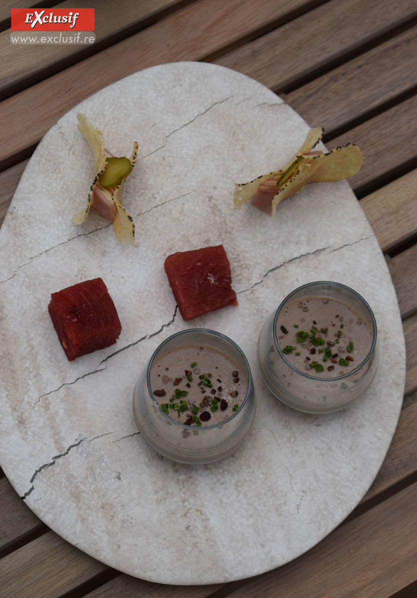 Nous avons goûté, c'était très bon! Nous avons goûté, c'était très bon!