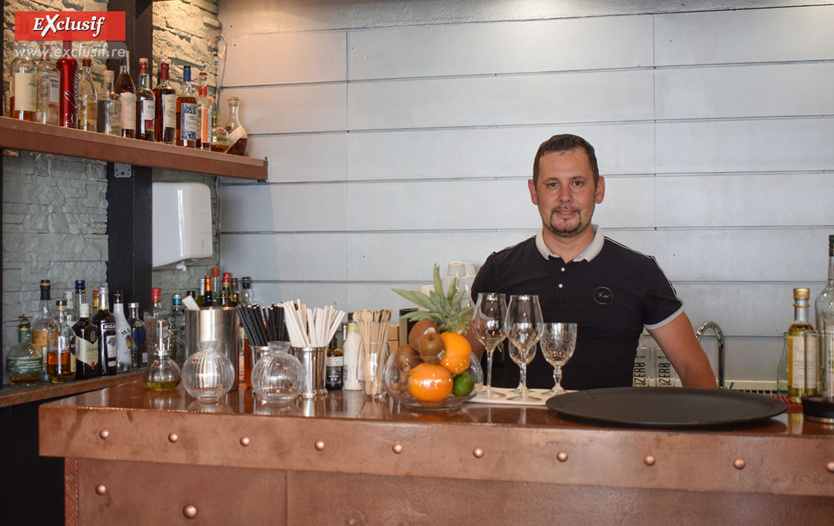 Restaurant Le Carré à Saint-Denis: changement de direction, de chef, et de cadre... Restaurant Le Carré à Saint-Denis: changement de direction, de chef, et de cadre...