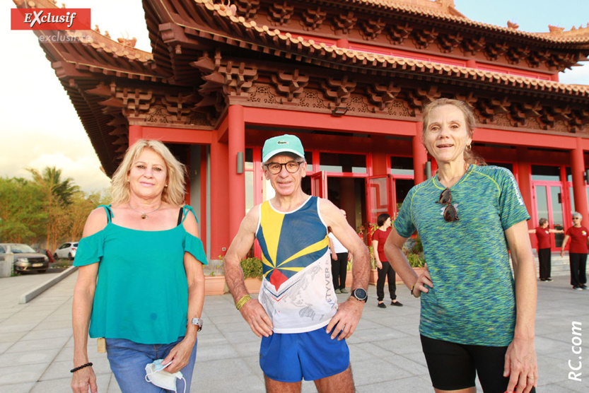 La marathonienne Marlène Chane See Chu et les ultra-traileurs Daniel Guyot et sa compagne Mireille La marathonienne Marlène Chane See Chu et les ultra-traileurs Daniel Guyot et sa compagne Mireille