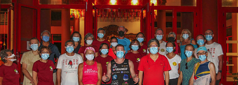 Projet Noe au temple Guandi de Saint-Pierre: Joris Jacquard a grimpé 1 908 marches d'escalier en 14h 49 min! Projet Noe au temple Guandi de Saint-Pierre: Joris Jacquard a grimpé 1 908 marches d'escalier en 14h 49 min!