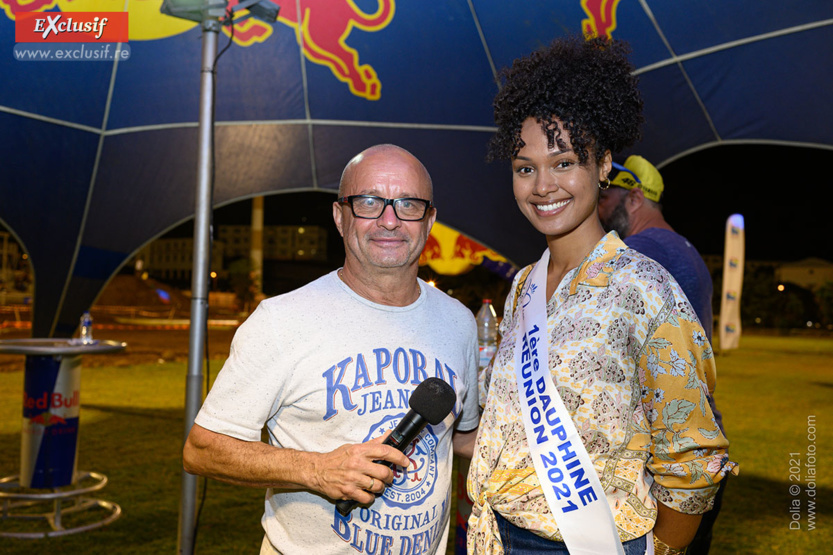 Et pour ne pas faire de jaloux, photo avec l'autre animateur de l'événement Et pour ne pas faire de jaloux, photo avec l'autre animateur de l'événement
