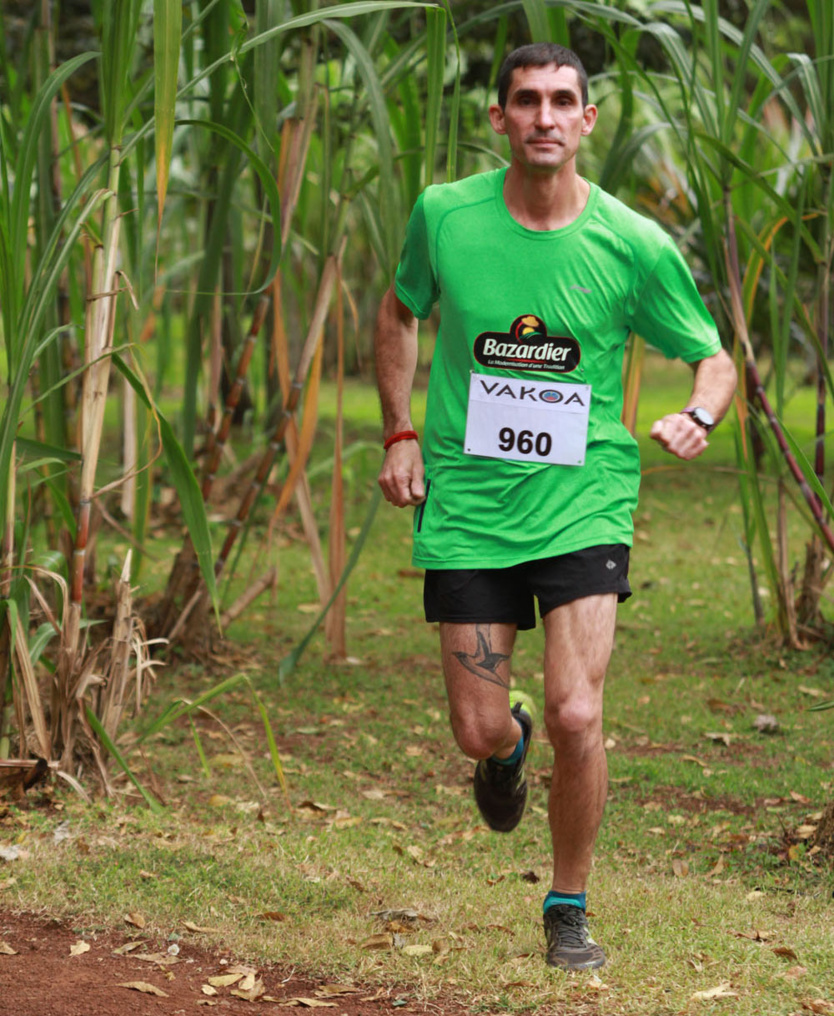 Un parcours dans un champ de cannes de temps à autre, ça change de la route Un parcours dans un champ de cannes de temps à autre, ça change de la route