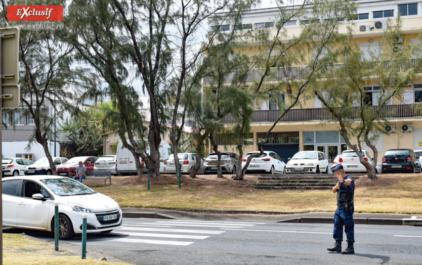 Les véhicules étaient dirigés vers le parking... Les véhicules étaient dirigés vers le parking...