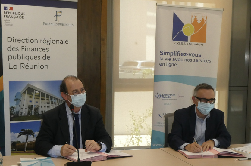 Signature par Joaquin Cester, directeur régional des Finances Publiques, et Benoît Sério, directeur général de la CGSS Signature par Joaquin Cester, directeur régional des Finances Publiques, et Benoît Sério, directeur général de la CGSS