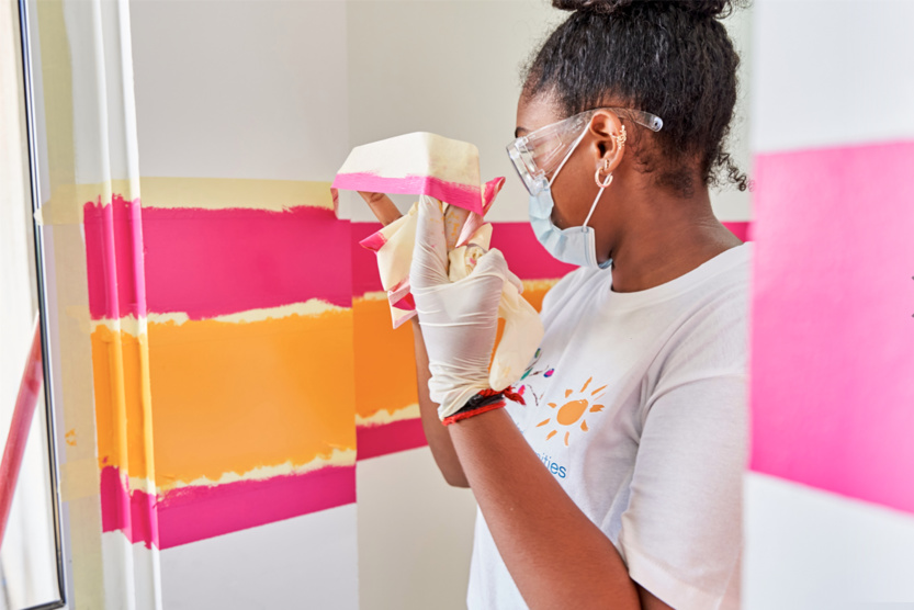 L'art et la couleur au CHU de Saint-Pierre grâce à PPG L'art et la couleur au CHU de Saint-Pierre grâce à PPG