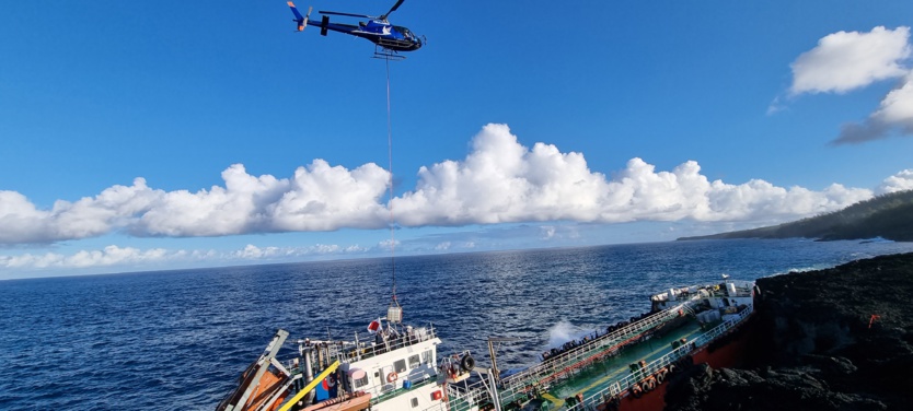 Tresta Star, navire échoué: les opérations continuent: vidéo