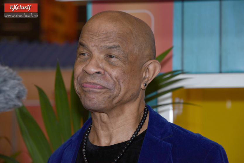 Le célèbre chanteur antillais Francky Vincent était là... Le célèbre chanteur antillais Francky Vincent était là...