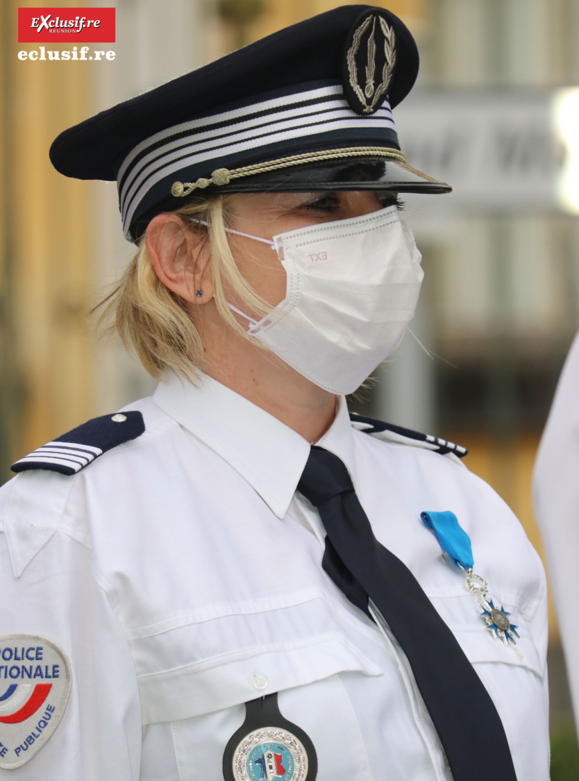 Sébastien Lecornu a remis des médailles au Préfet, aux gendarmes, policiers et pompiers Sébastien Lecornu a remis des médailles au Préfet, aux gendarmes, policiers et pompiers