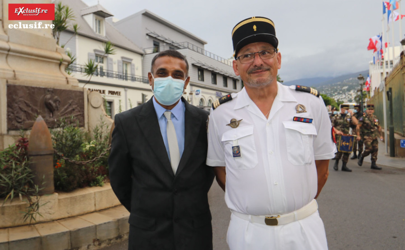 Sébastien Lecornu a remis des médailles au Préfet, aux gendarmes, policiers et pompiers Sébastien Lecornu a remis des médailles au Préfet, aux gendarmes, policiers et pompiers