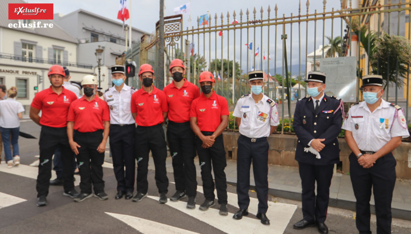 Sébastien Lecornu a remis des médailles au Préfet, aux gendarmes, policiers et pompiers Sébastien Lecornu a remis des médailles au Préfet, aux gendarmes, policiers et pompiers
