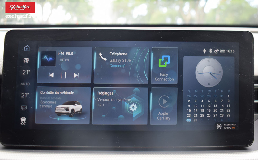 Le menu de l'écran central Le menu de l'écran central