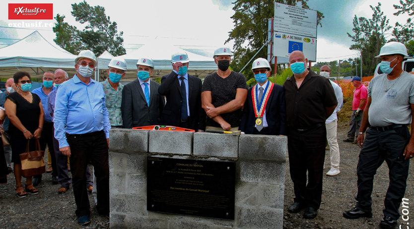 Ca y est, les premières pierres sont posées... Ca y est, les premières pierres sont posées...