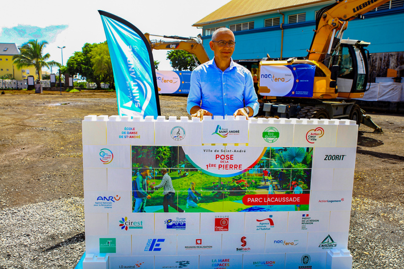 Parc Lacaussade à Saint-André: pose de la première pierre Parc Lacaussade à Saint-André: pose de la première pierre