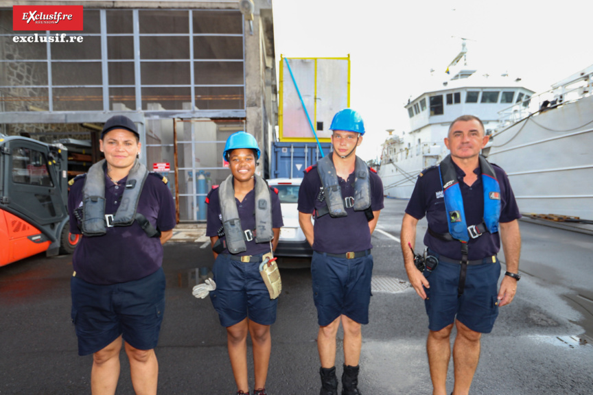 Marine Nationale: l'Astrolabe est rentré au Port... Marine Nationale: l'Astrolabe est rentré au Port...