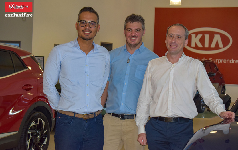 Alexandre Thiaw-Po-Une, responsable Marketing & Qualité Clients, Vincent Hoarau, responsable du département Electrique groupe Caillé, et Alan Pinson, directeur Kolors Automobiles Saint-Denis