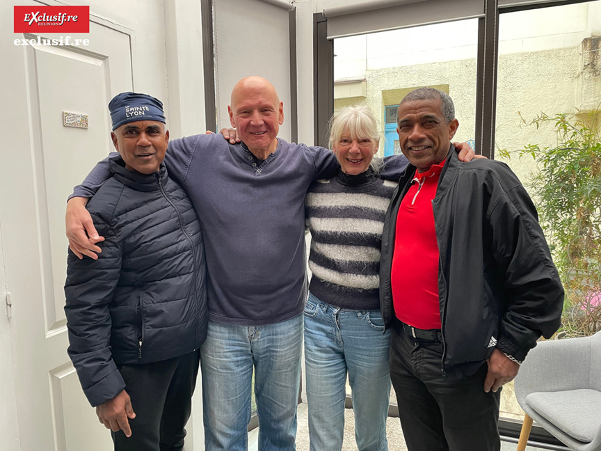 «A 70 ans elle court le marathon en 4h20. Chapeau Madame», dixit un Jean-Pierre Vee admiratif «A 70 ans elle court le marathon en 4h20. Chapeau Madame», dixit un Jean-Pierre Vee admiratif