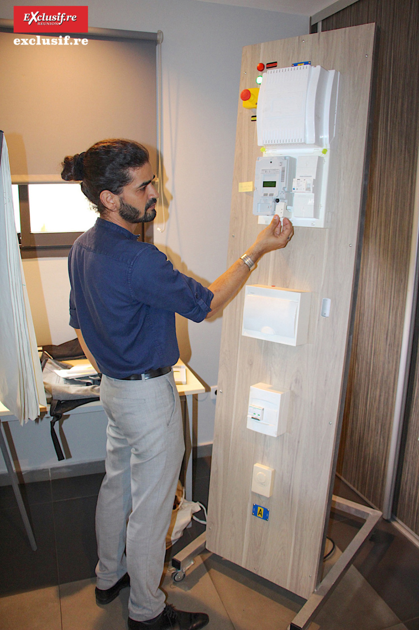 Présentation par les équipes d’un appareil de suivi de consommations énergétiques