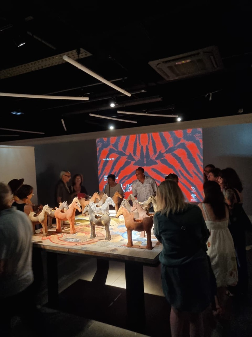 Expo Jack Beng-Thi: "Grand Bond dans la Gueule du Tigre" Expo Jack Beng-Thi: "Grand Bond dans la Gueule du Tigre"