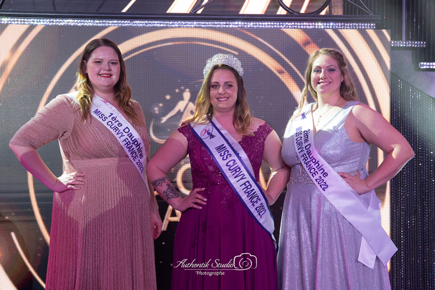 Charlotte Duprat, 1ère dauphine, Aline Millefiori, Miss Curvy France 2022, et Mathilde Didelot, 2ème dauphine