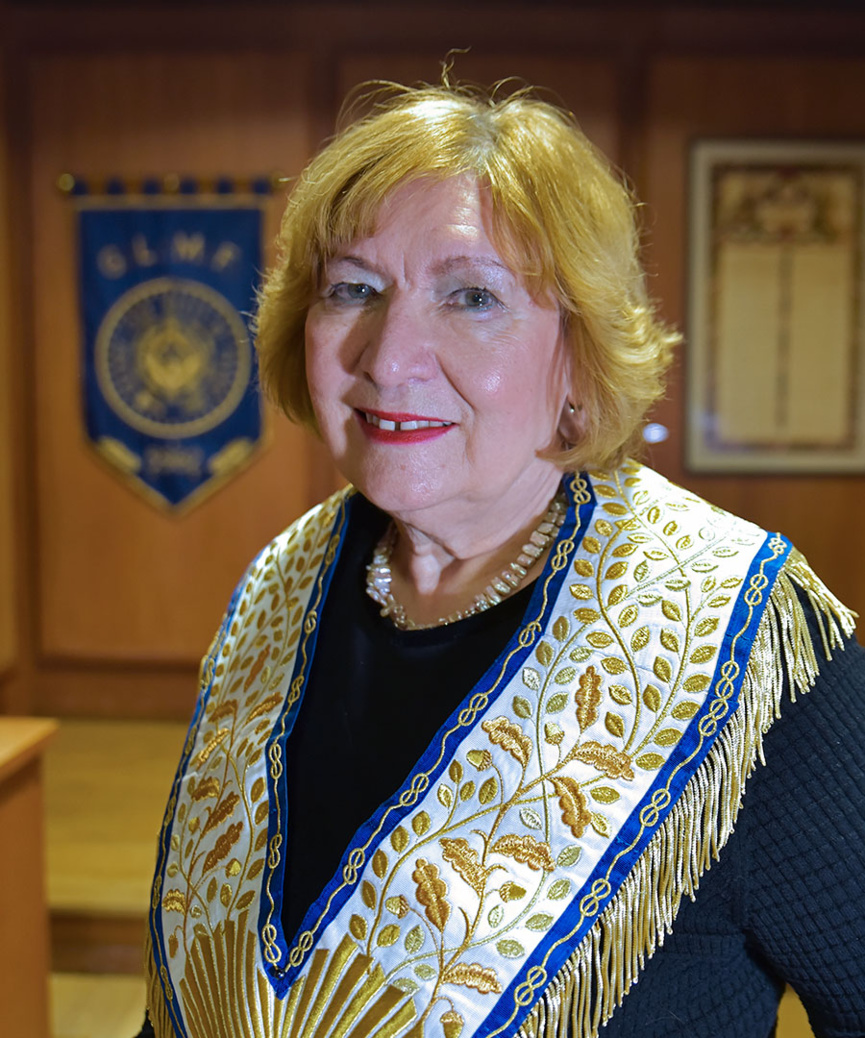 Christiane Vienne, Sérénissime Grand Maître de la GLMF Christiane Vienne, Sérénissime Grand Maître de la GLMF
