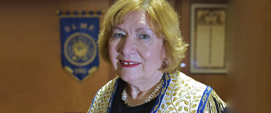 Franc-maçonnerie mixte: la Grand Maître de la GLMF à La Réunion Franc-maçonnerie mixte: la Grand Maître de la GLMF à La Réunion