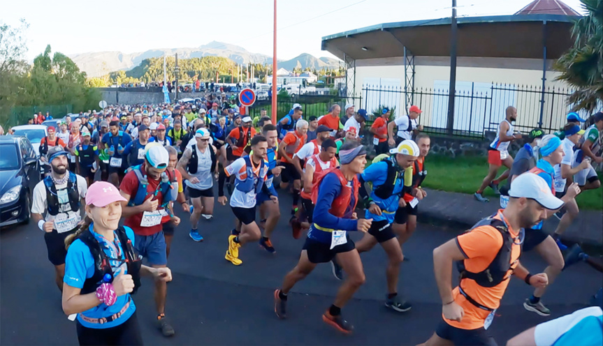 1 000 traileurs à l'assaut du volcan de la Réunion. Un succès fou assurément!
