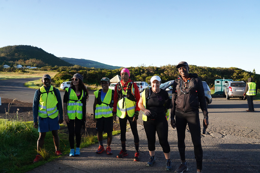 L'équipe des serre-files sous la houlette de Jean-Pierre Mardémoutou L'équipe des serre-files sous la houlette de Jean-Pierre Mardémoutou