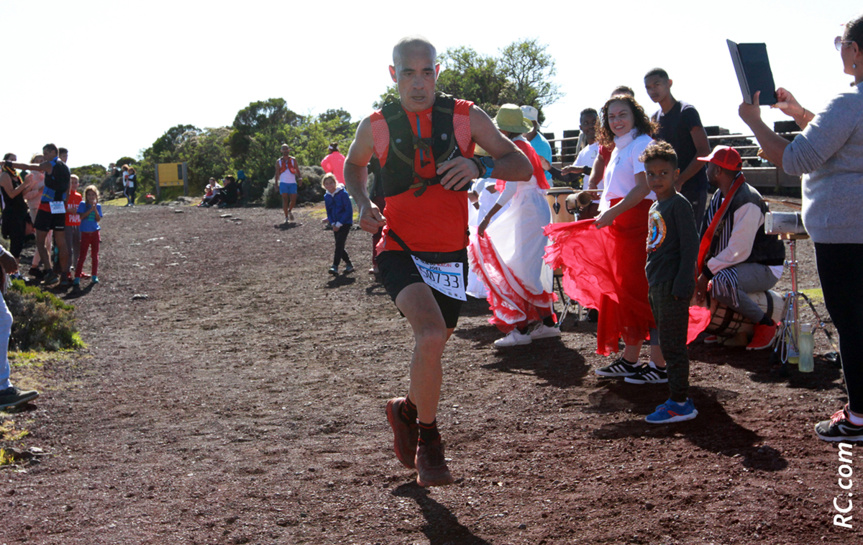 Joël Ethève en pleine action, il termine sur les talons de Emma Métro Joël Ethève en pleine action, il termine sur les talons de Emma Métro