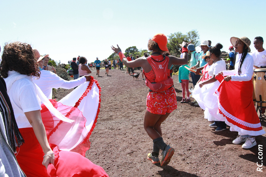 La course et le maloya dans le sang La course et le maloya dans le sang