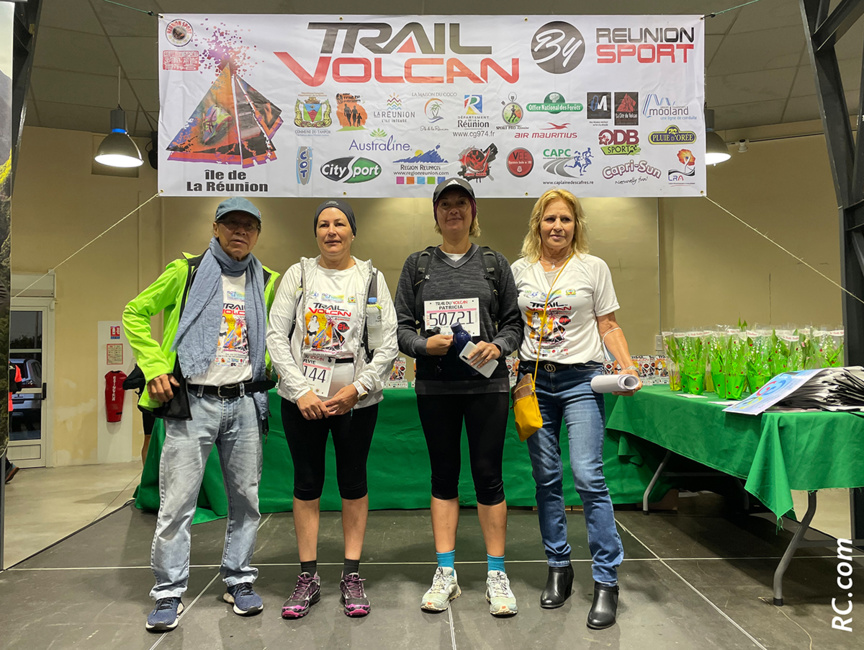 Roland Chane See Chu, président de Réunion Sport, Sylvie Leichnig et Patricia Lossy, conseillères municipales du Tampon, et Marlène Chane See Chu, présidente du CA Plaine des Cafres