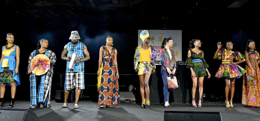 Le tableau final du défilé Le tableau final du défilé