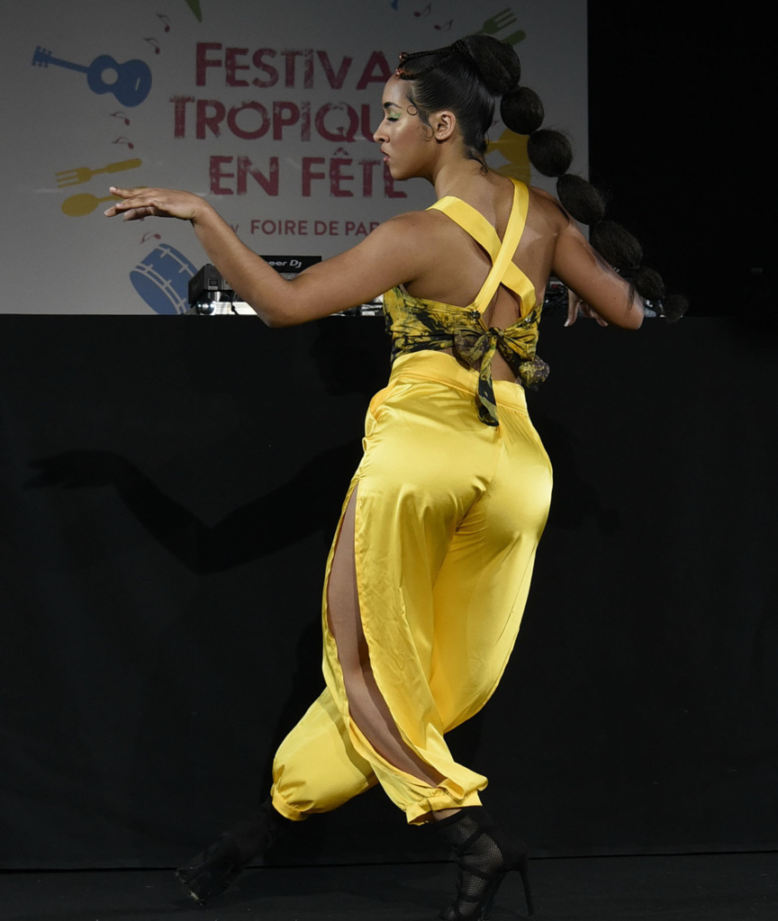 Mode: défilé «Glam Ethnik» à la Foire de Paris Mode: défilé «Glam Ethnik» à la Foire de Paris