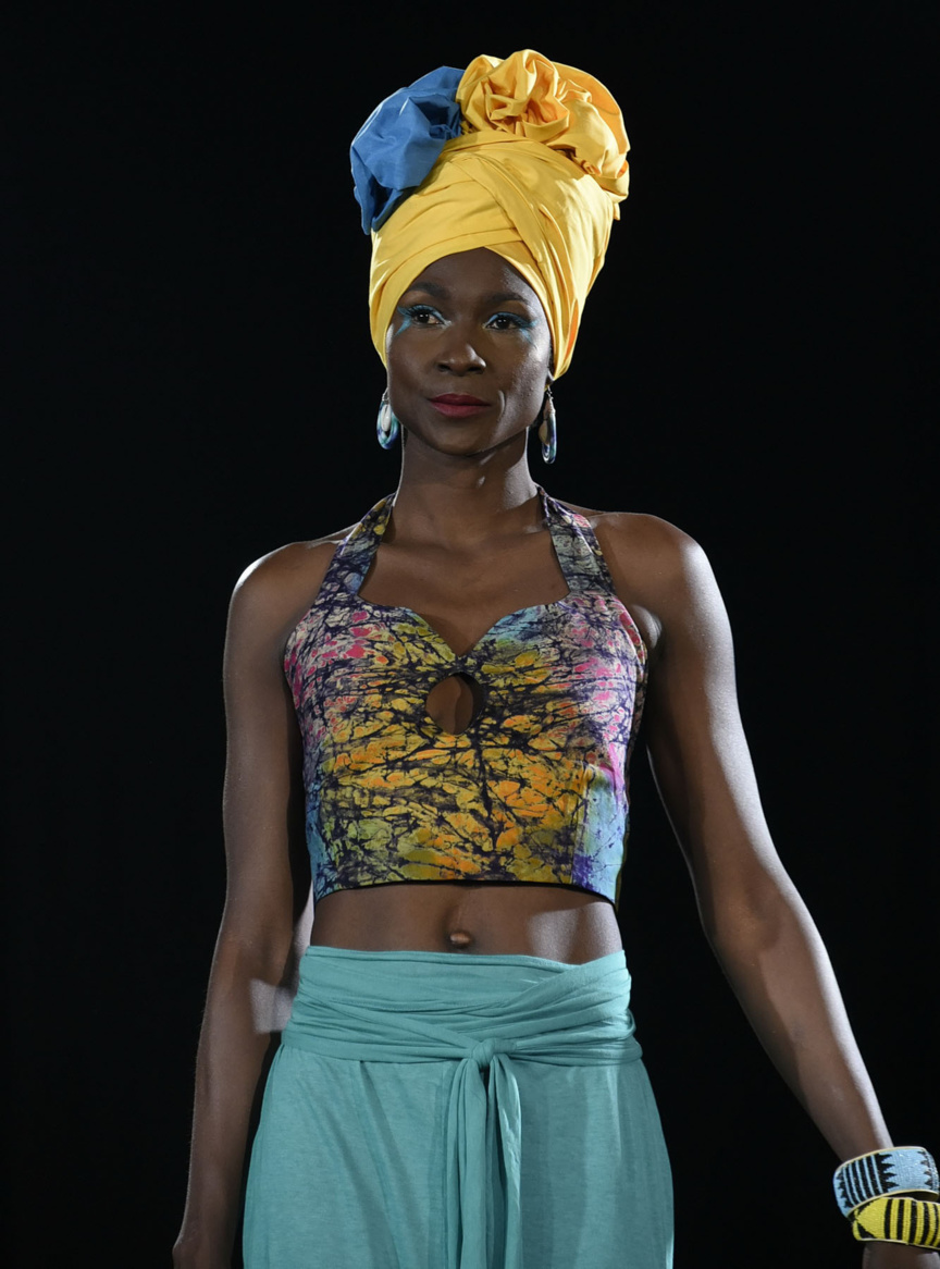 Mode: défilé «Glam Ethnik» à la Foire de Paris Mode: défilé «Glam Ethnik» à la Foire de Paris