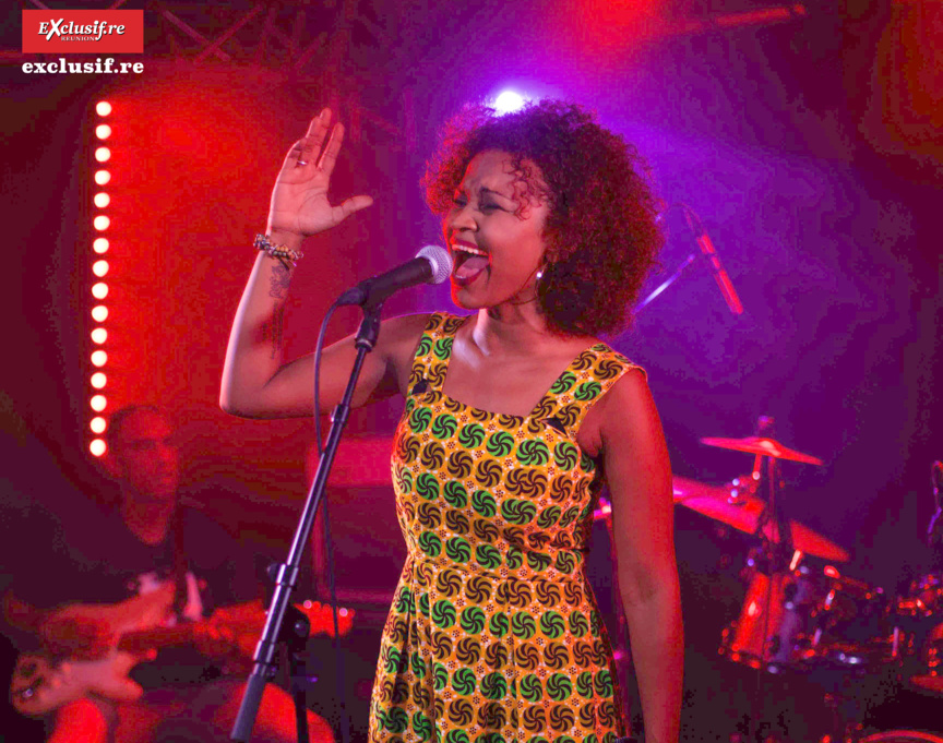 Concert d'Emmanuelle Ivara au Bisik: photos