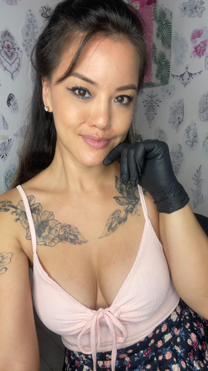 Helen Sea Ung, tatoueuse: elle quitte la Réunion pour une nouvelle vie... 