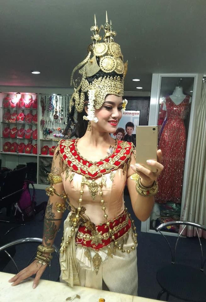 Helen Sea Ung tient beaucoup à sa culture d'origine Helen Sea Ung tient beaucoup à sa culture d'origine